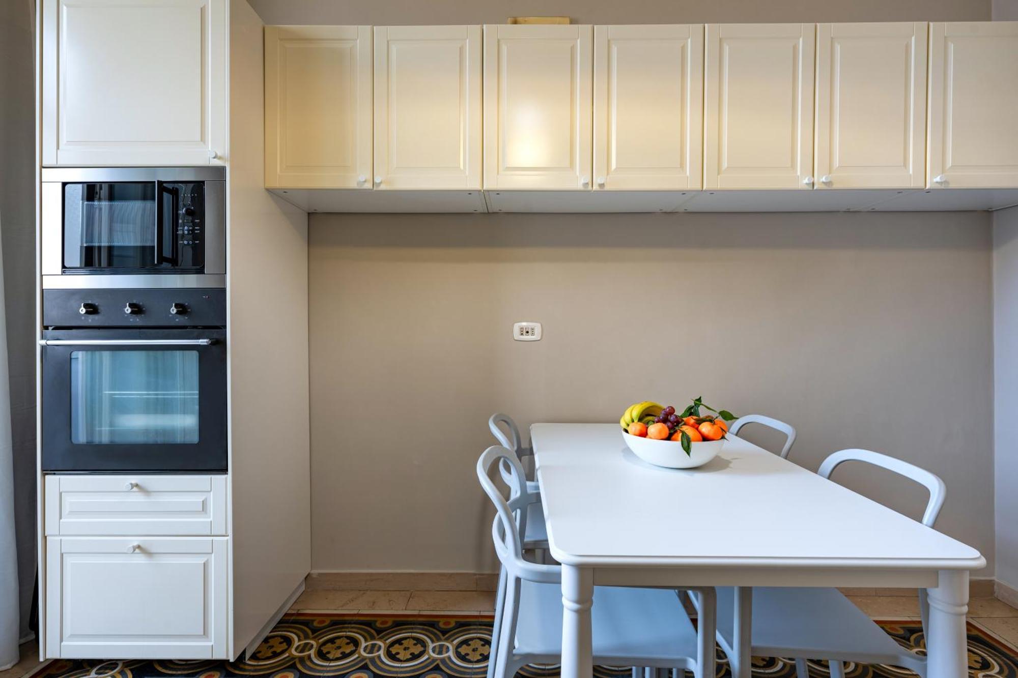 100Mq Maison Paradise - Central & Elegant Apt Bari Kültér fotó