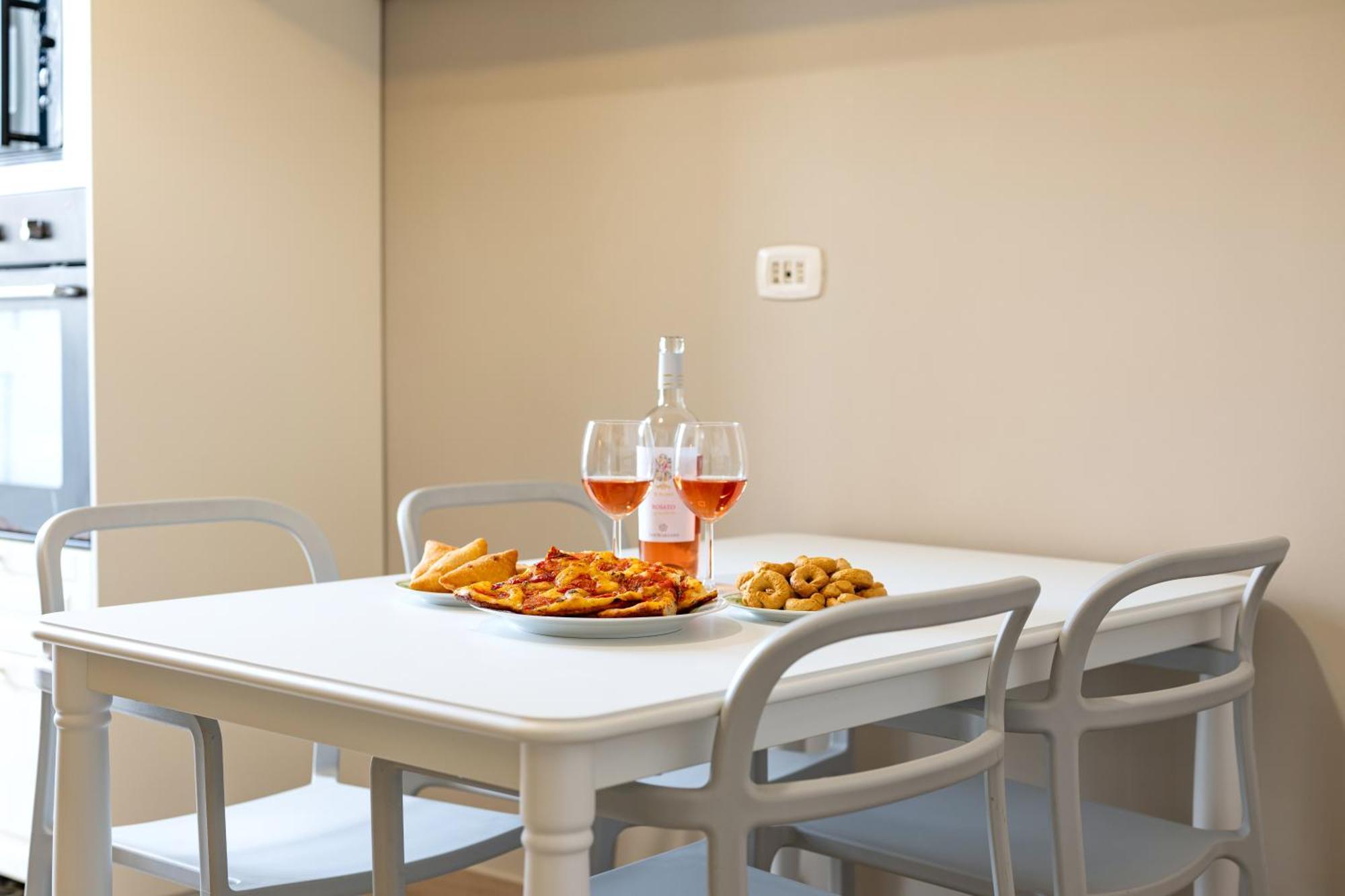 100Mq Maison Paradise - Central & Elegant Apt Bari Kültér fotó
